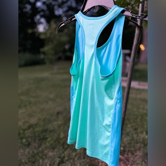 Champion Girls 10/12 Blue-Green/Aqua Athletic Racerback Tank - Picture 9 of 9